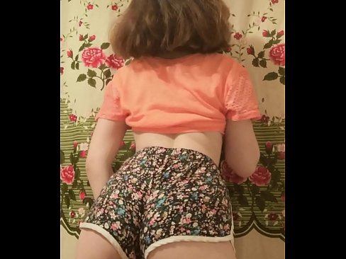 ❤️ Vogëlushja e re seksi duke zhveshur pantallonat e shkurtra në kamera ❤️❌ Porno tek ne ﹏